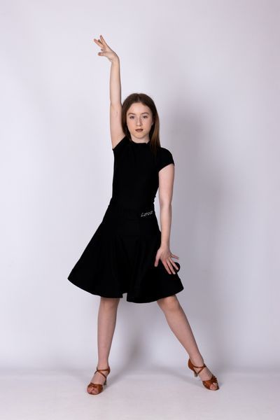 Бейсік Black Essential 00546-160 фото
